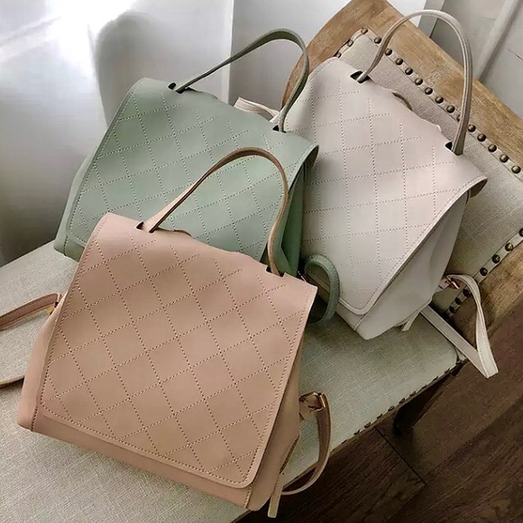 🔄🆕 HELSINKI Backpack - Picture 4 of 8